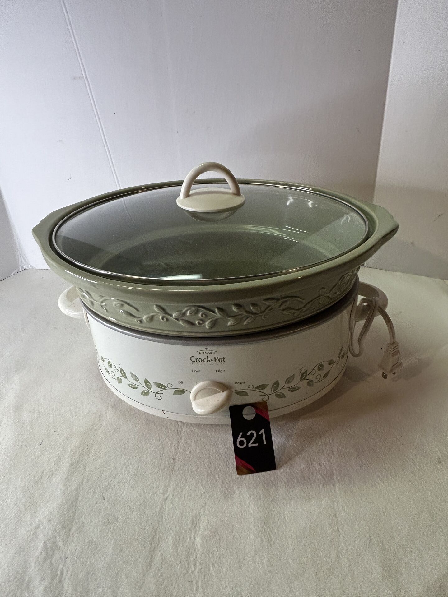 Sold at Auction: Vintage Rival Crock Pot Slow Cooker, EC